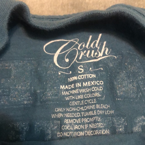 Cold Crush Cropped Tee - Picture 3 of 5